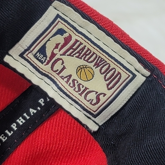 NBA HARD WOOD CLASSICS  CAP BULLS - Picture 5 of 8